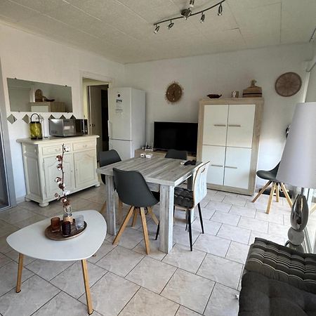 Appartement Premiere Ligne De Mer Avec Piscine Rosas Exterior foto