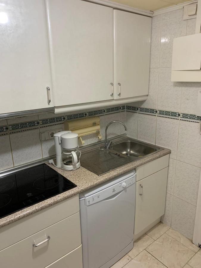 Appartement Premiere Ligne De Mer Avec Piscine Rosas Exterior foto