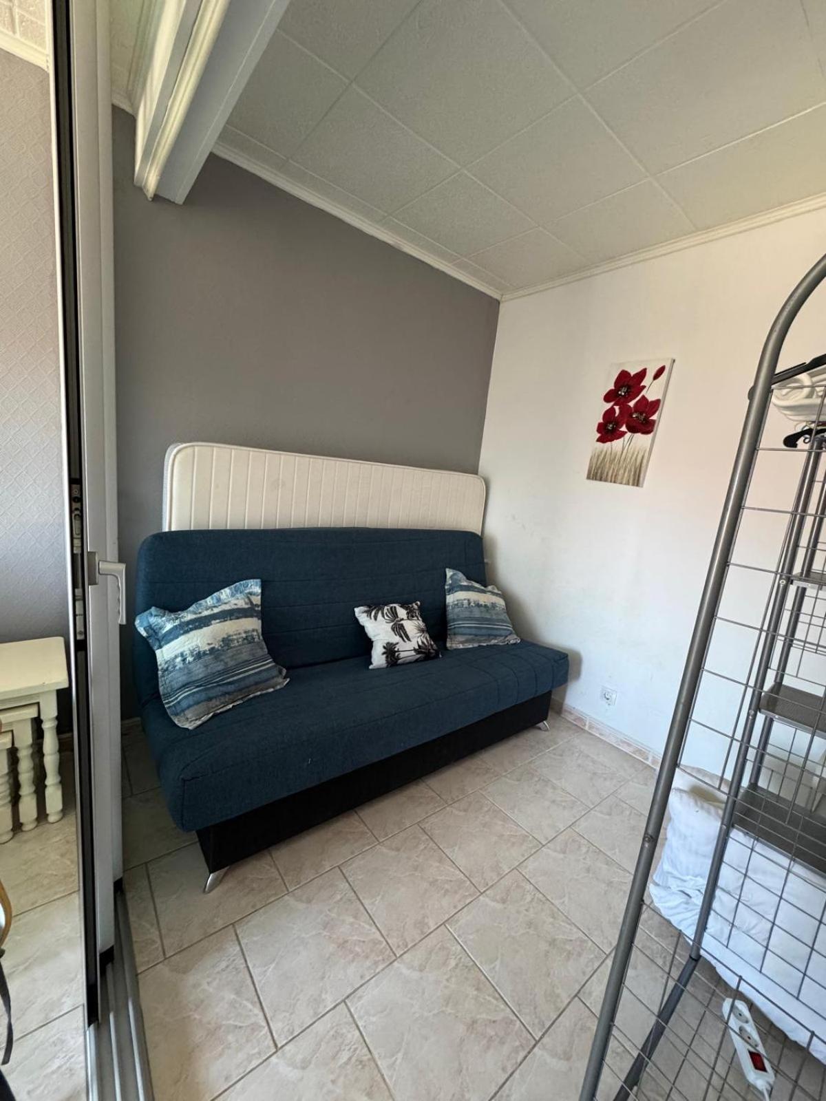 Appartement Premiere Ligne De Mer Avec Piscine Rosas Exterior foto