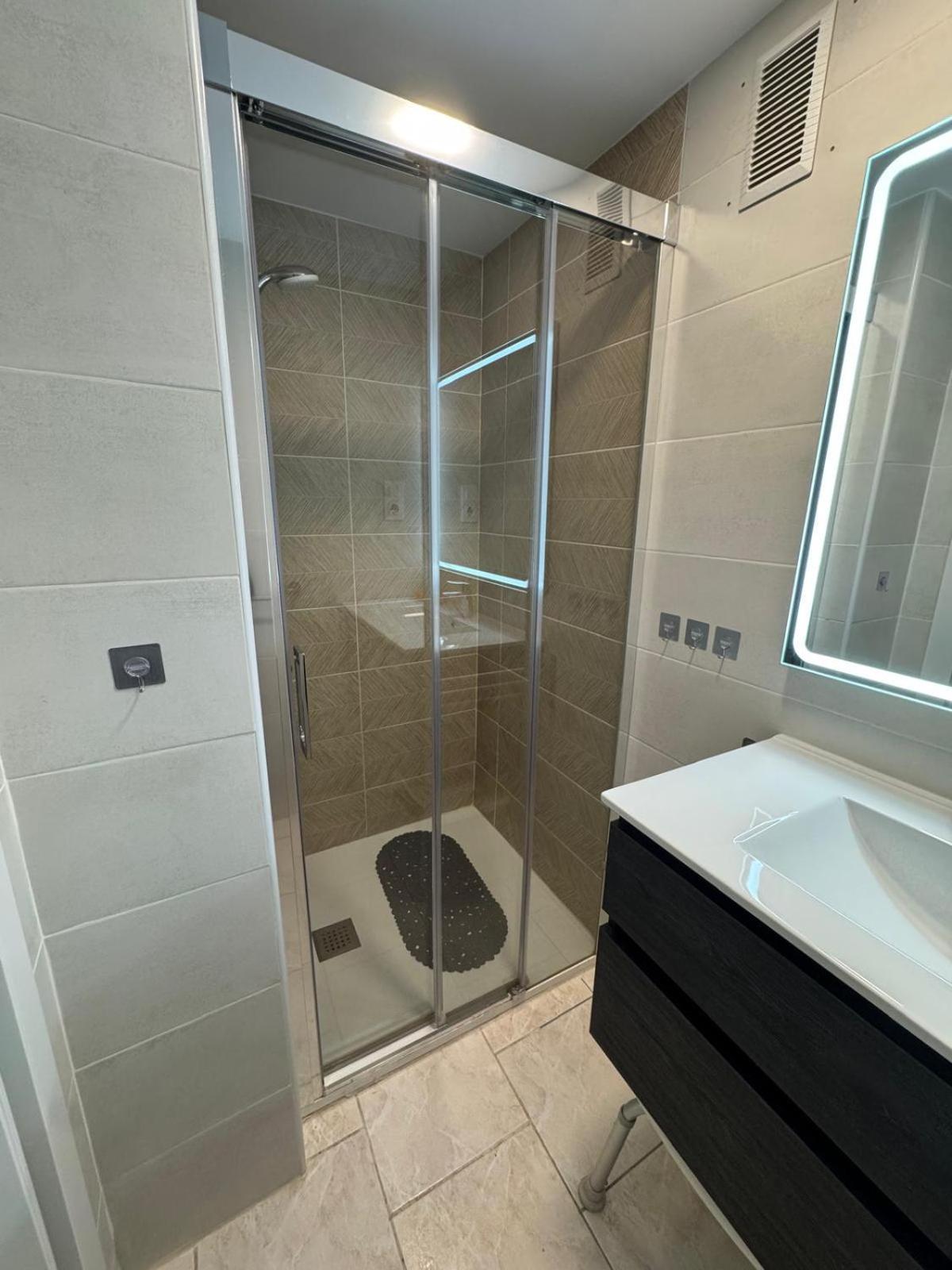 Appartement Premiere Ligne De Mer Avec Piscine Rosas Exterior foto